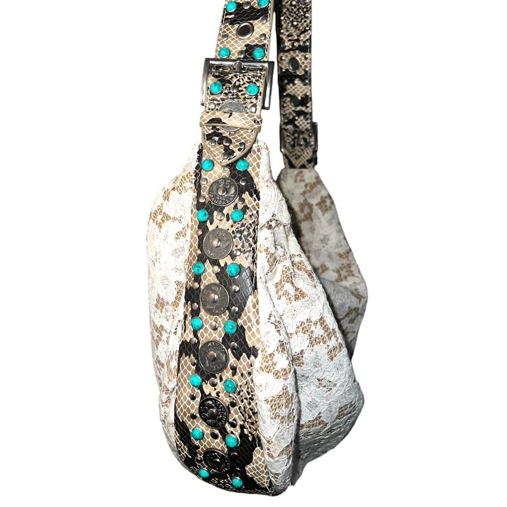 𝐁𝐑𝐀𝐂𝐂𝐈𝐀𝐋𝐈𝐍𝐈 | VINTAGE WHITE LACE AND PYTHON LEATHER SHOULDER BAG - Picture 3 of 14